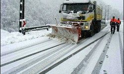 راهداری مازندران با آمادگی کامل به استقبال فصل سرما می رود