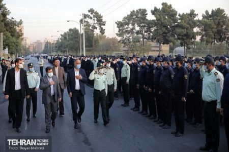 «مانور اقتدار» یگان حفاظت شهرداری تهران با حضور زاکانی