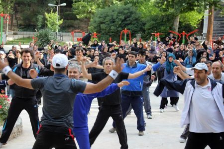 ورزش صبحگاهی با پویش دوشنبه های ورزشی در تهران برگزار شد