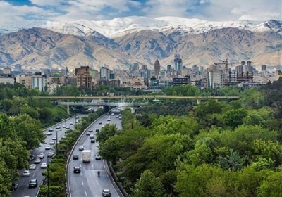 وضعیت هوای تهران ۱۴۰۲/۰۷/۲۱؛‌ تنفس هوای “قابل قبول”