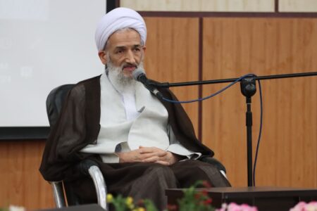 فرهنگ نماز و دفاع در جامعه‌ای ضعیف شود دشمنان پیروز خواهند شد