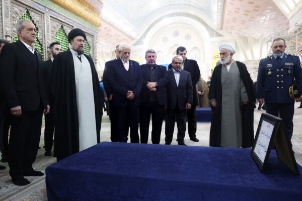 پزشکیان: یک مقدار از مسائل و مشکلات اخیر به خود ما برمی‌گردد