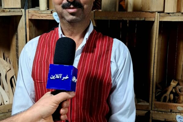 ارائه دستاوردهای صنایع دستی نکا در نمایشگاه ملی روستا